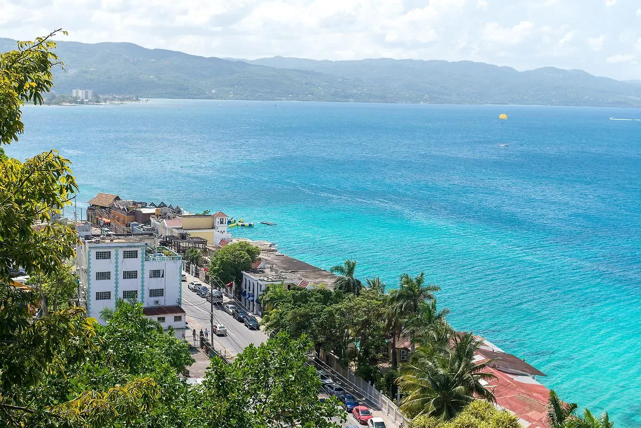 Sunny Tides At Montego Bay Club Resort